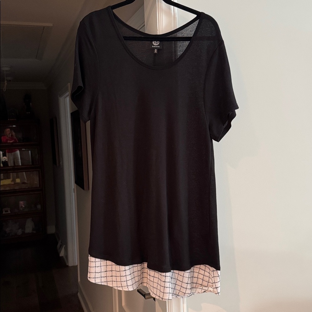 Black With White Pattern Bottom